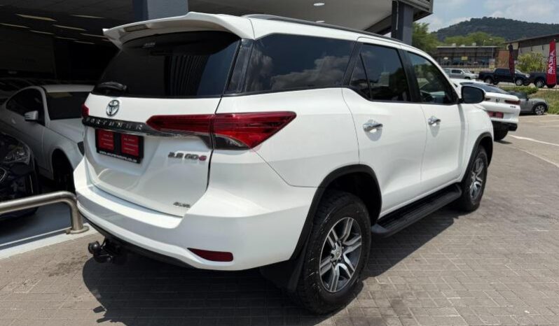 2016 Toyota Fortuner 2.8GD-6 4×4 Auto For Sale full